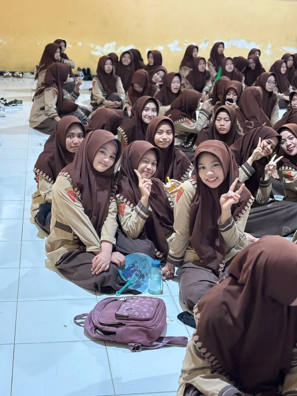 Kegiatan penghormatan dan pengabdian santri